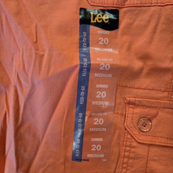 NWT ✨  Lee Flex-To-Go Cargo Skimmer Capris - Size 20 - Picture 4 of 5